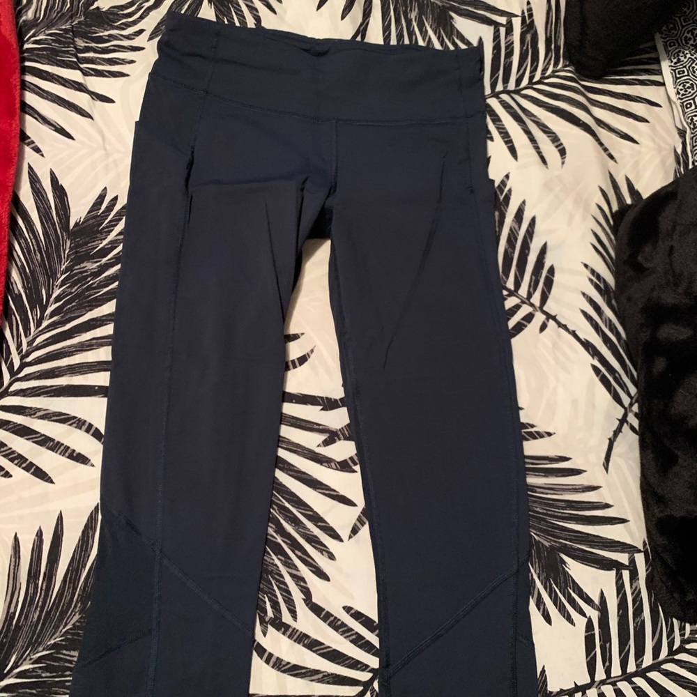 Navy Blue lululemon crop leggings